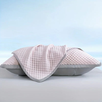 CoolBreeze™ Lightweight Bedding for Ultimate Comfort durin Summer