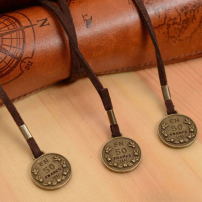 VintageCraft™ Leather Pencil Case - Stylish Organizer for Students and Professionals