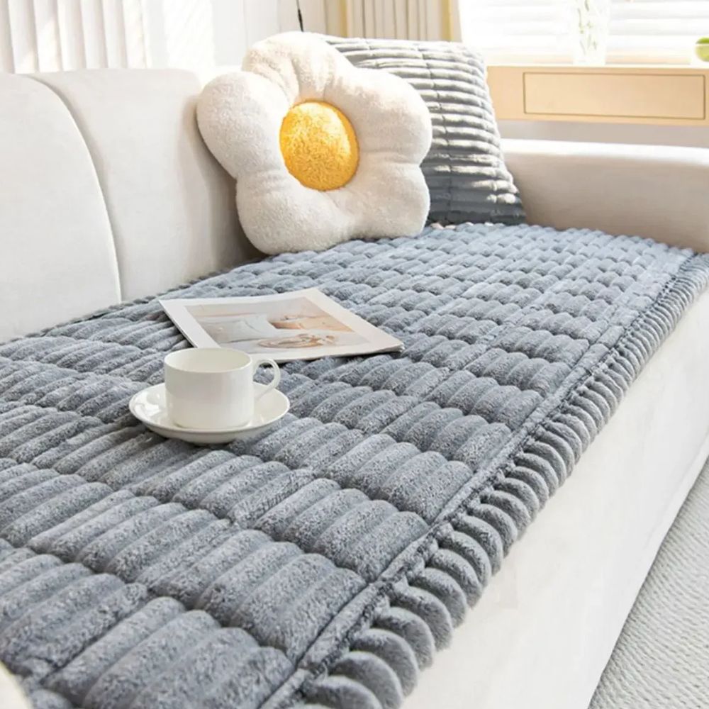 CozyNest™ Ultra Plush Sofa Cover - Stylish Slipcover for Couch Protection