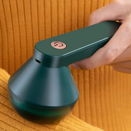 FreshFuzz™ Electric Lint Remover – Cordless Fabric Shaver for Effortless Cleaning - 1