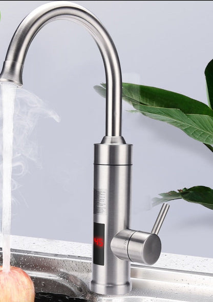 AquaSense™ Touchless Kitchen Faucet for Hygienic, Hands-Free Use 2