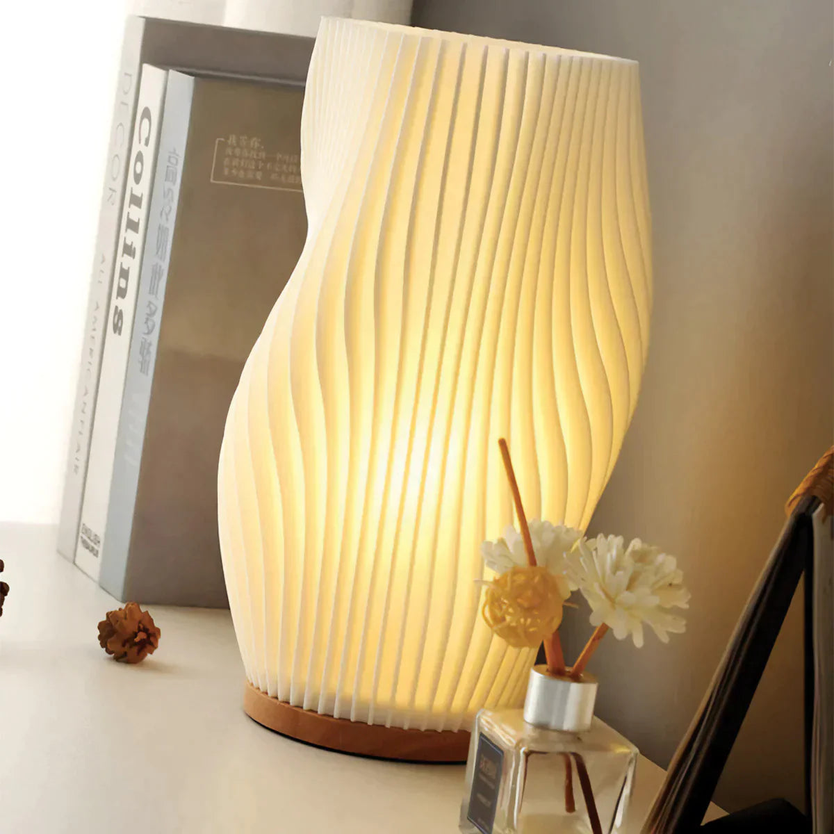 AuraWave™ Dimmable Table Lamp - Stylish USB Desk Lamp for Bedroom & Nightstand 4