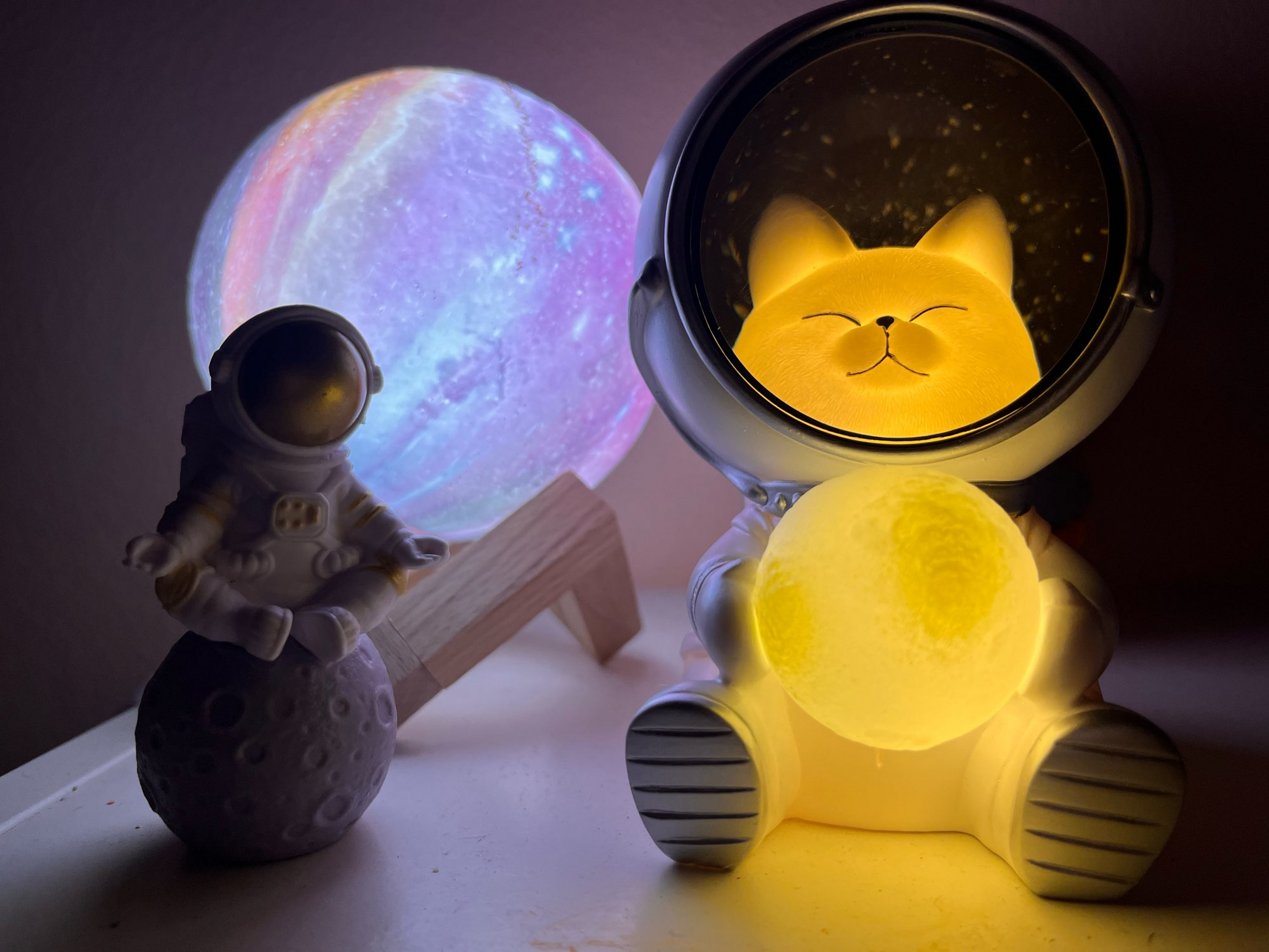 Galaxy Cat™ Night Light - Soothing LED Lamp for Cat Lovers 2