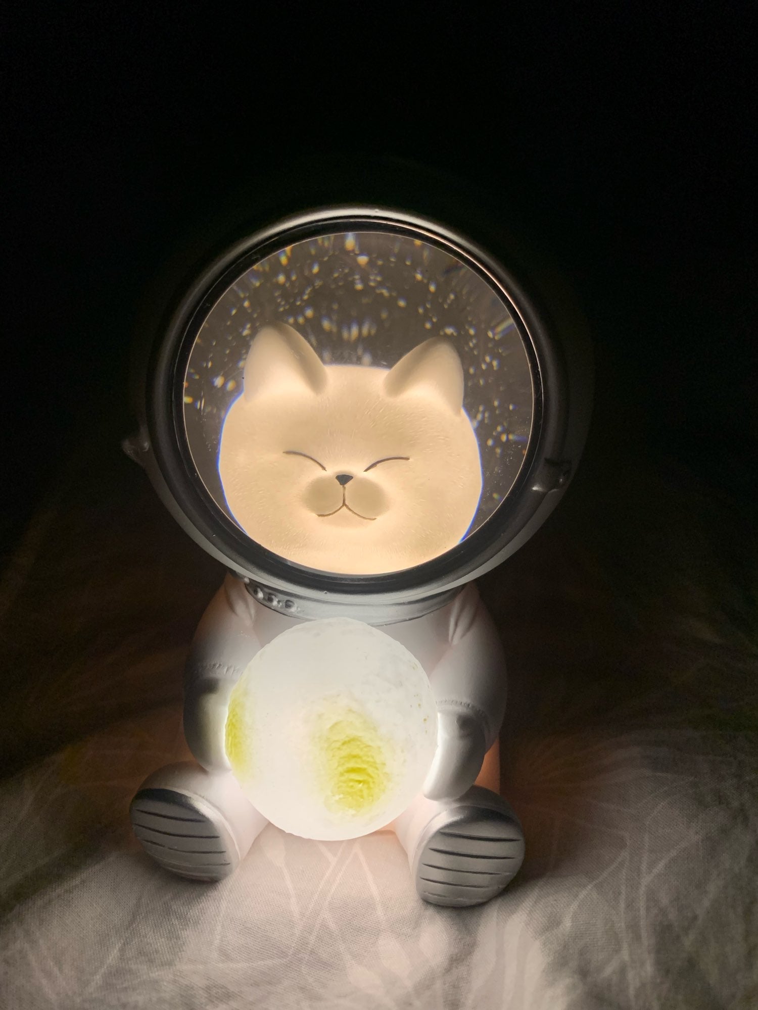 Galaxy Cat™ Night Light - Soothing LED Lamp for Cat Lovers 5