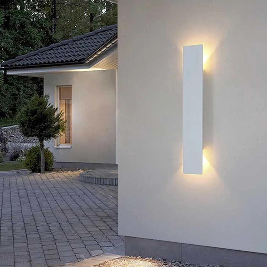 GlowGuard™ Premium Waterproof Outdoor Wall Lamp - Stylish Illumination for Your Exterior Spaces 3