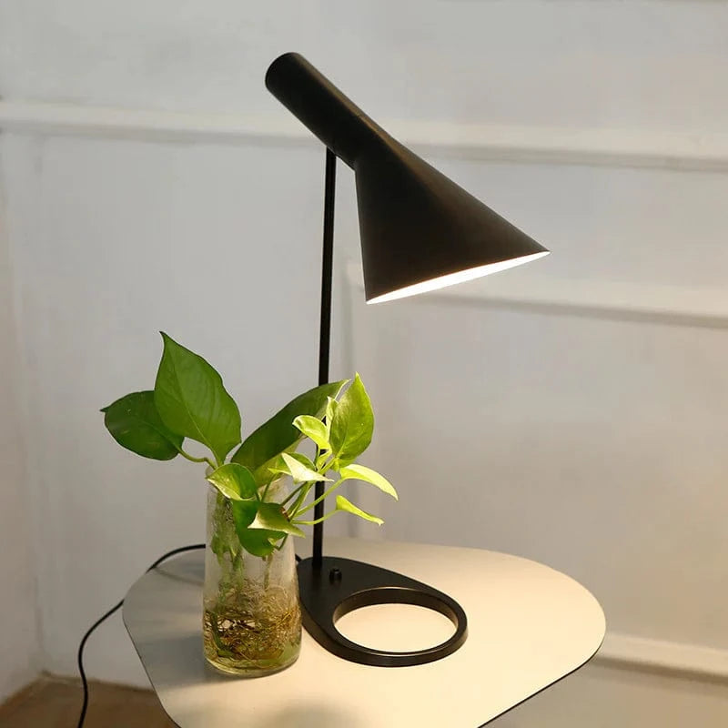 LumaSphere™ Black Table Lamp - Modern Elegance for Living Room Ambiance 3