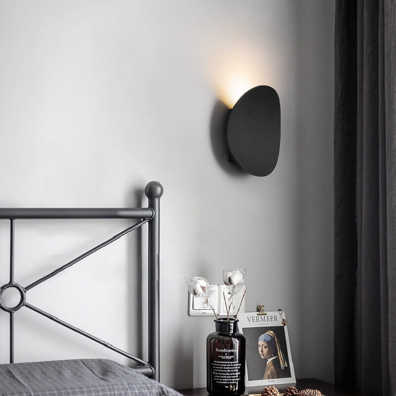 Minimalist Round Wall Lamp™ - Stylish Outdoor Wall Light for Patios and Fences 1