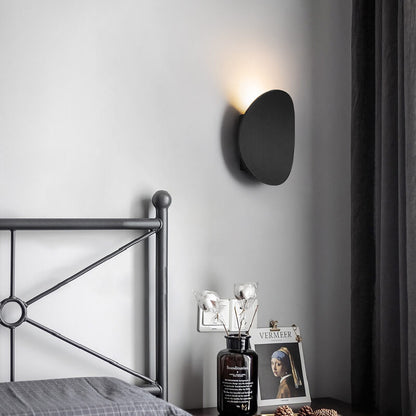 Minimalist Round Wall Lamp™ - Stylish Outdoor Wall Light for Patios and Fences 1