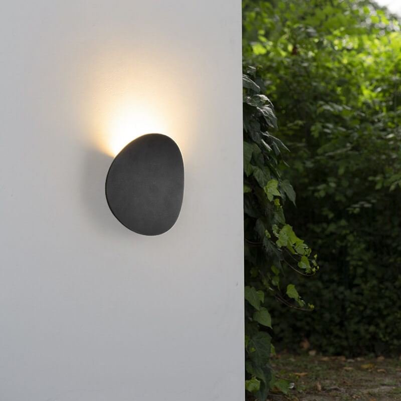 Minimalist Round Wall Lamp™ - Stylish Outdoor Wall Light for Patios and Fences 5