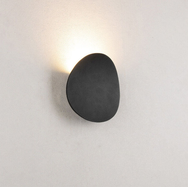 Minimalist Round Wall Lamp™ - Stylish Outdoor Wall Light for Patios and Fences 8