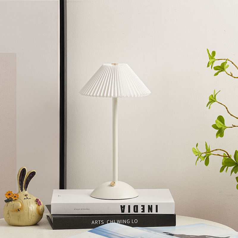 Modern Scandinavian Table Lamp™ - Elegant USB Desk Lamp for Living Room and Bedroom 11