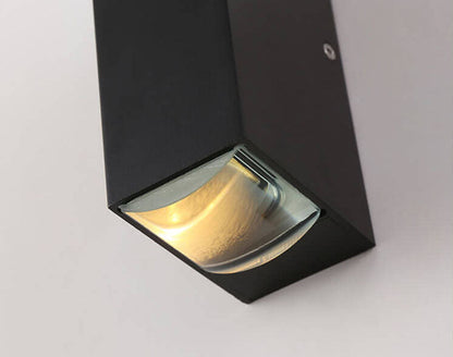Modern Waterproof LED Wall Lamp™ - Stylish Outdoor Wall Lantern for Patios and Terraces 8