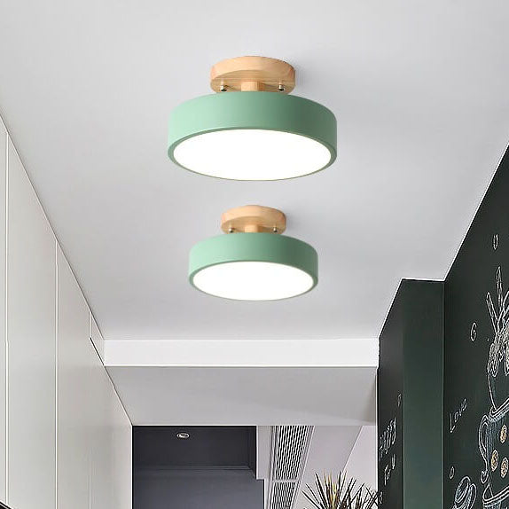 Nordic Log™ Round Ceiling Lamp – Modern LED Flush Mount Ceiling Light for Bedroom or Living Room 1