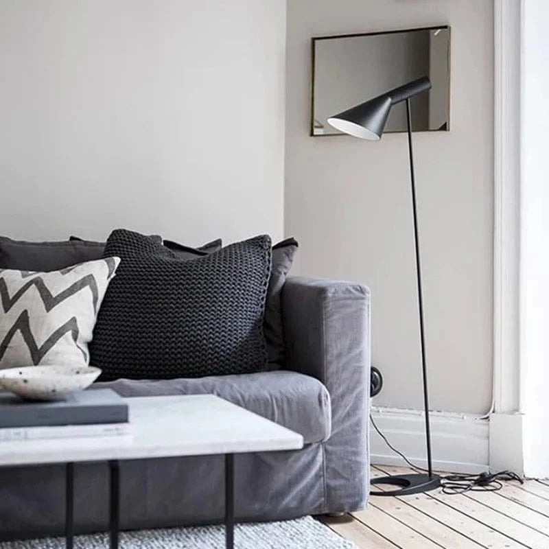 NovaGlow™ Modern Floor Lamp - Adjustable Standing Lamp for Cozy Living Room Ambiance 3