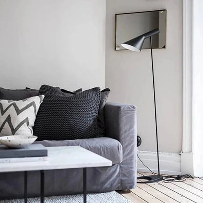 NovaGlow™ Modern Floor Lamp - Adjustable Standing Lamp for Cozy Living Room Ambiance 3