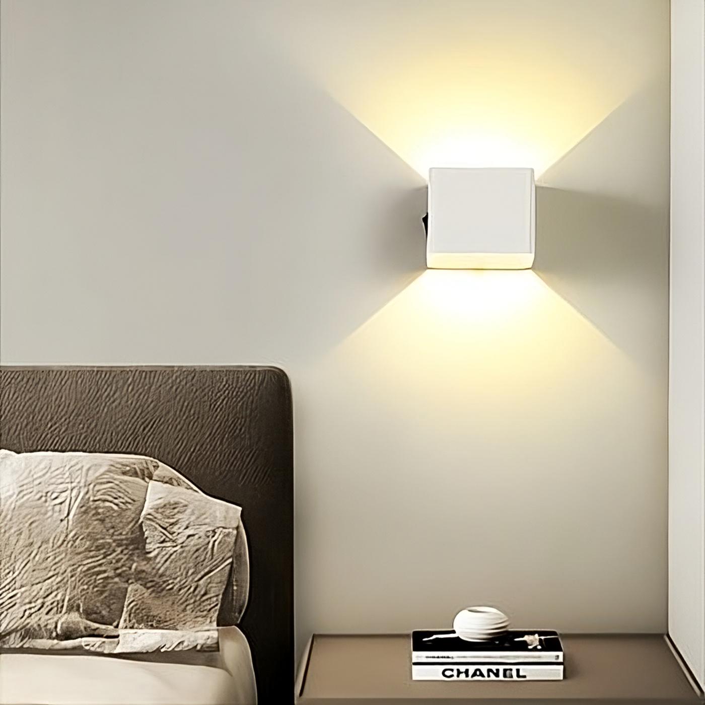 ZenGlow™ Motion Sensor Wall Lamp - Modern Design for Effortless Lighting 5